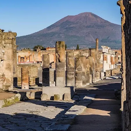 Un Posto Solare Διαμέρισμα Νάπολη