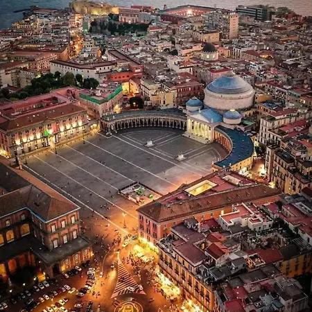 Un Posto Solare Apartman Nápoly