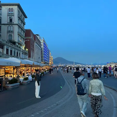 Un Posto Solare * Napoli
