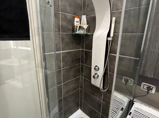 Un Posto Solare * Neapel